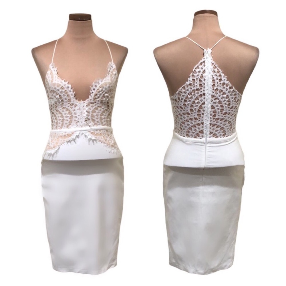 Luxxel Bodycon Dress Size Small White Nude Lace Plunge V-Neck